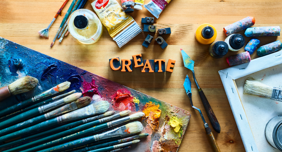 Set Your Creative Juices Free, In The Art Club!